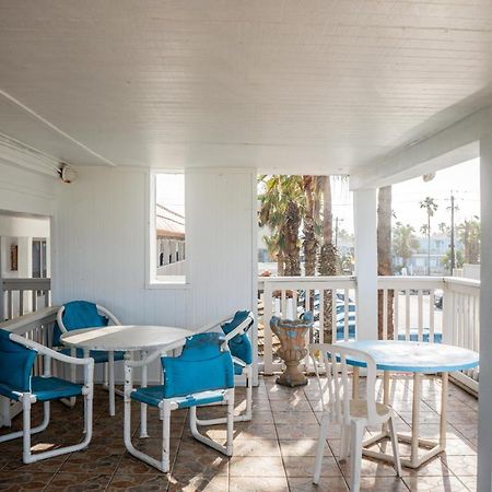 Coco Beach Hotel South Padre Island Exterior photo